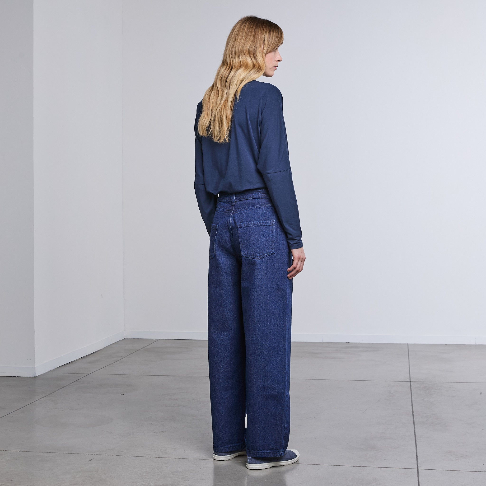 BARREL TROUSERS