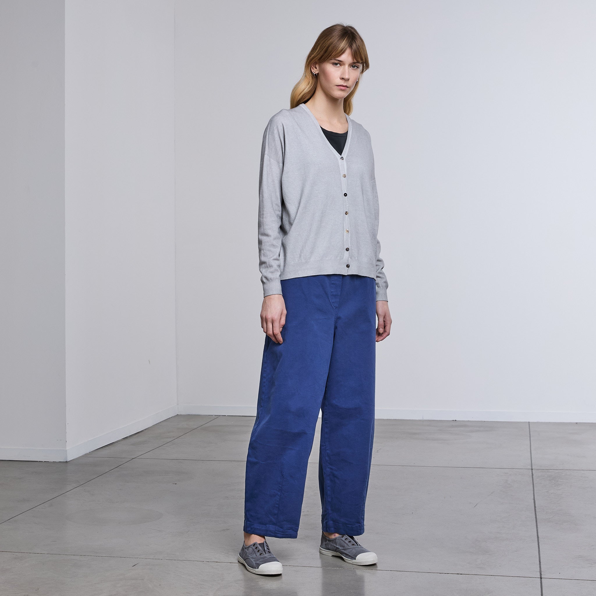 CARDIGAN CON BOTTONI