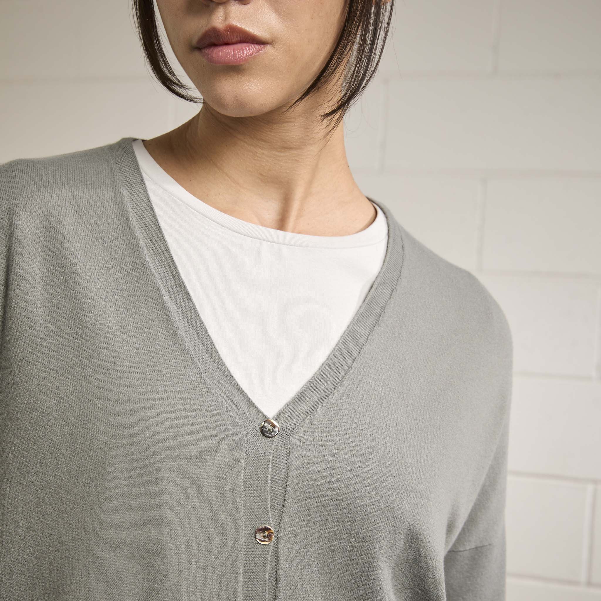 Cardigan Con Bottoni