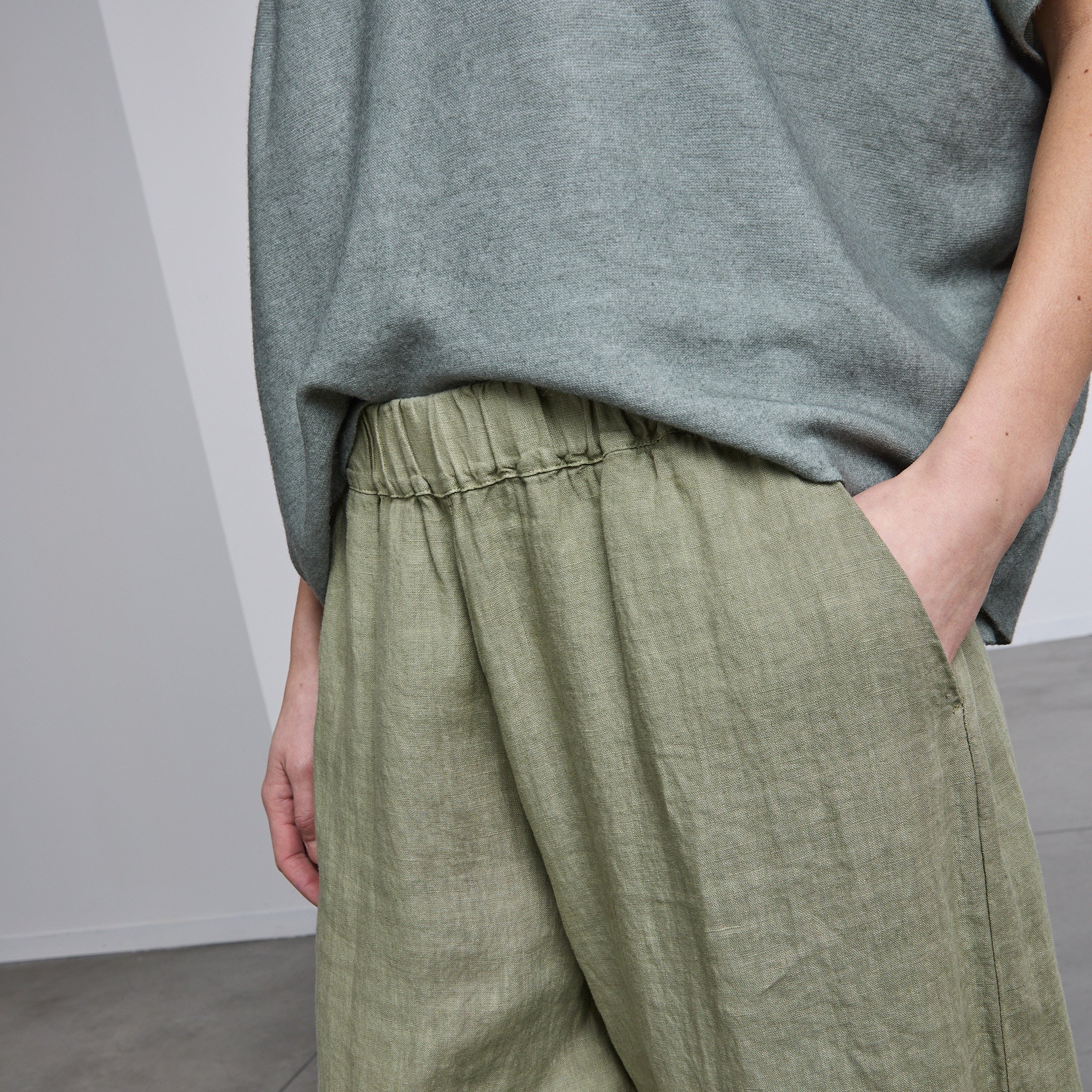 WIDE LEG TROUSERS