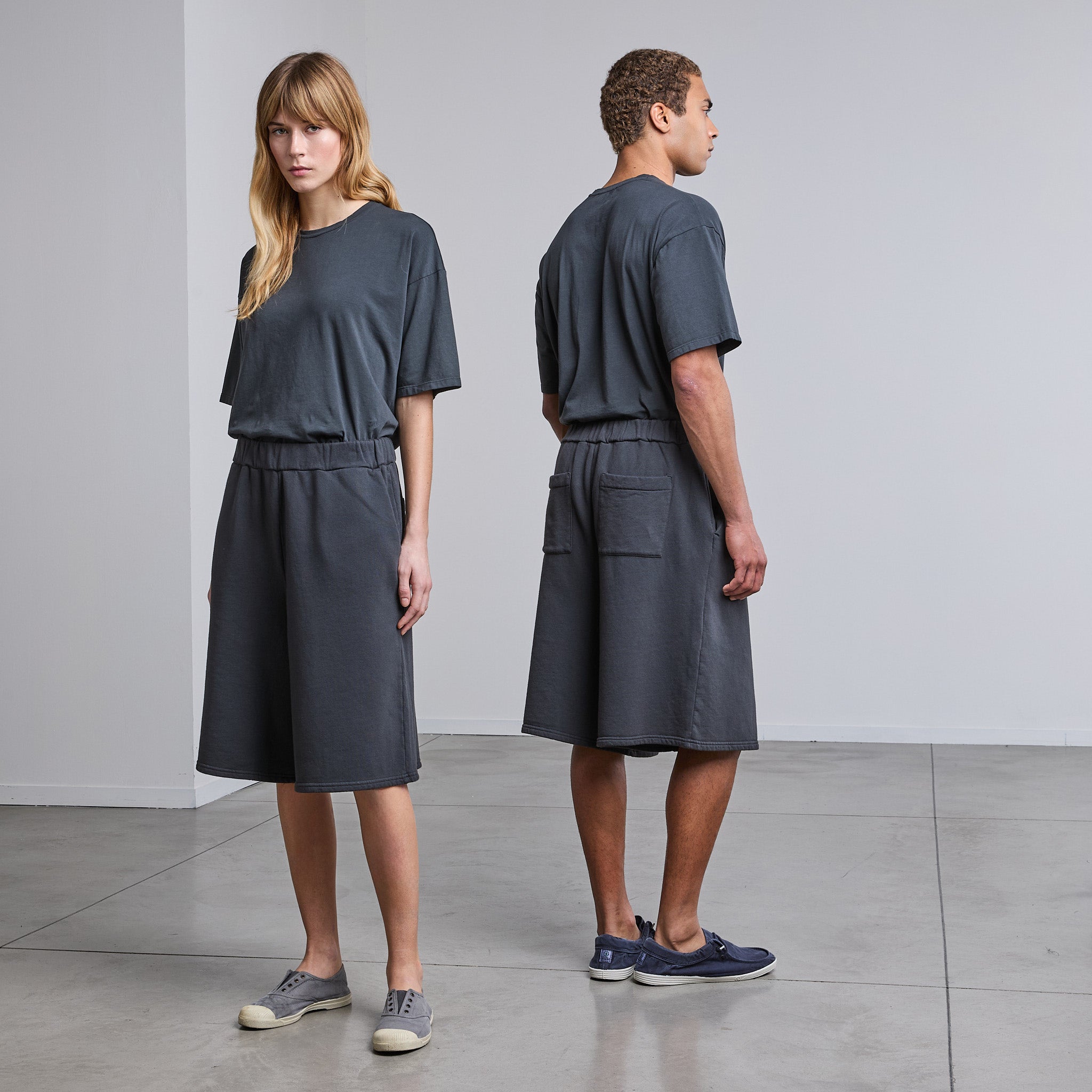 PANTALONE CORTO