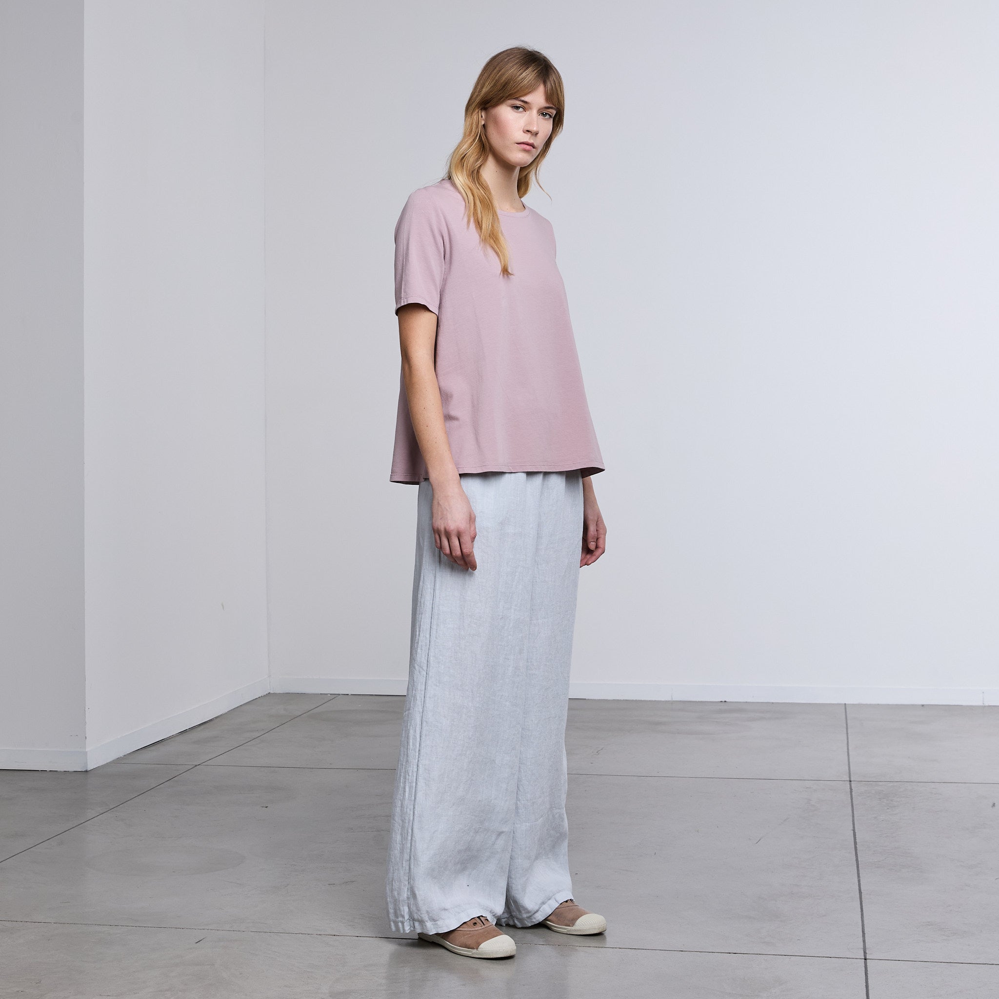 T-SHIRT A-SHAPE MEZZA MANICA