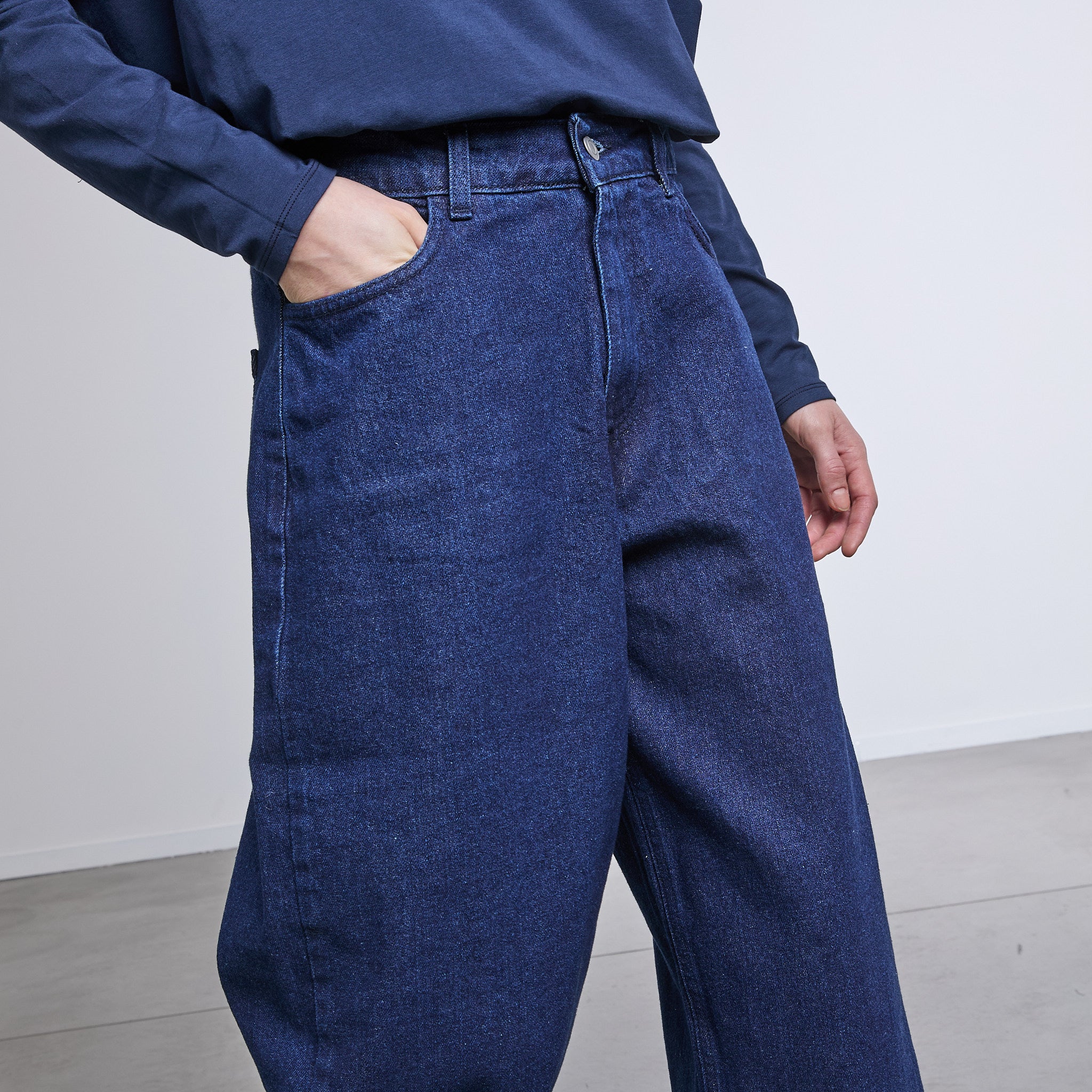 BARREL TROUSERS