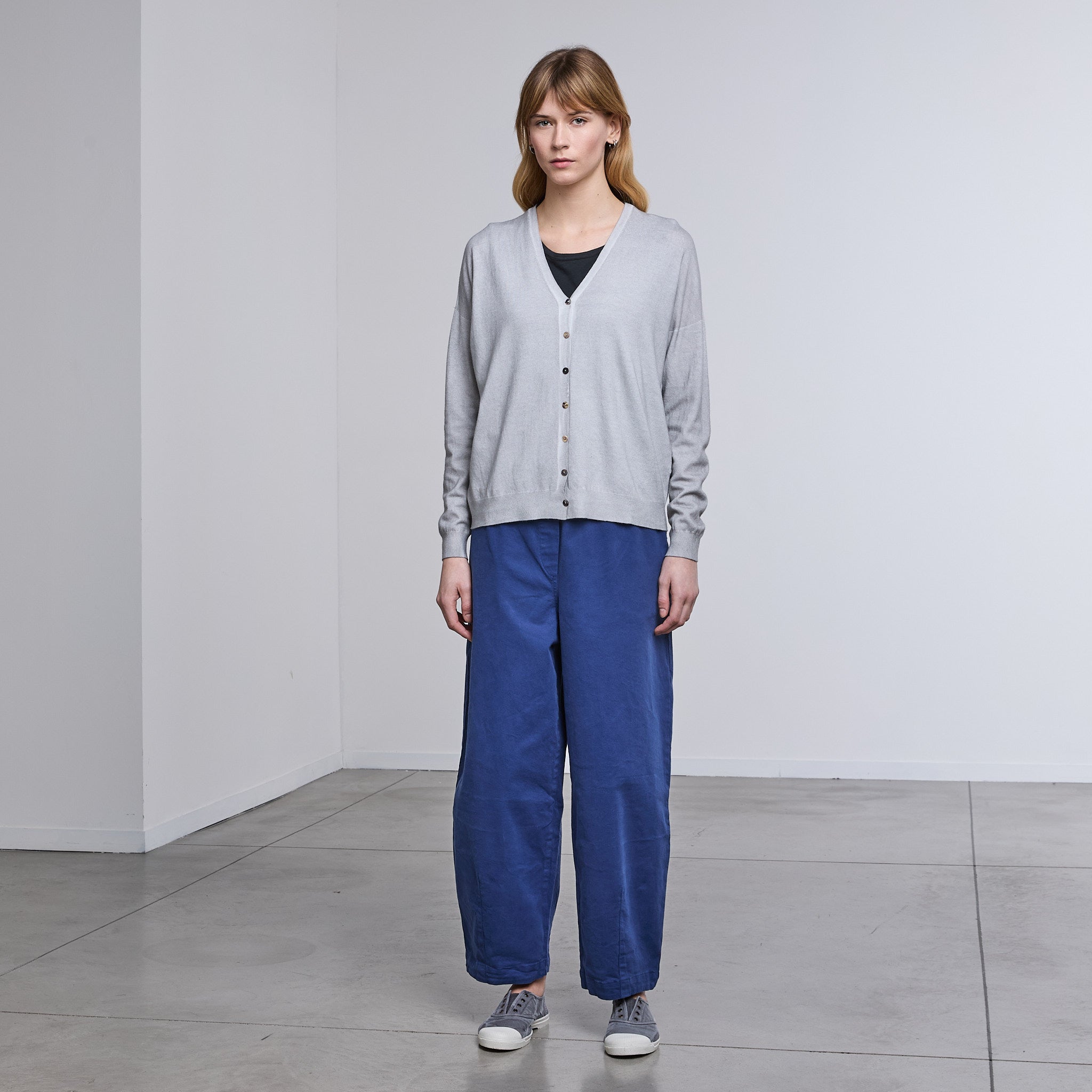 CARDIGAN CON BOTTONI